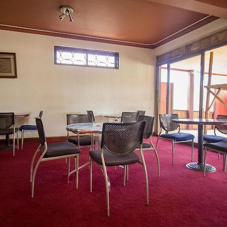 Alfa Hotel Munyonyo Kampala Buitenkant foto